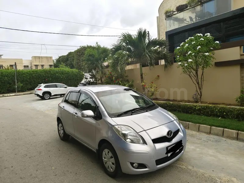 Toyota Vitz 2007