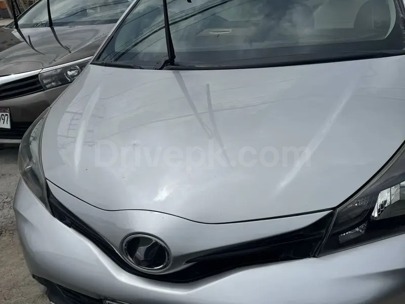 Toyota Vitz 2014