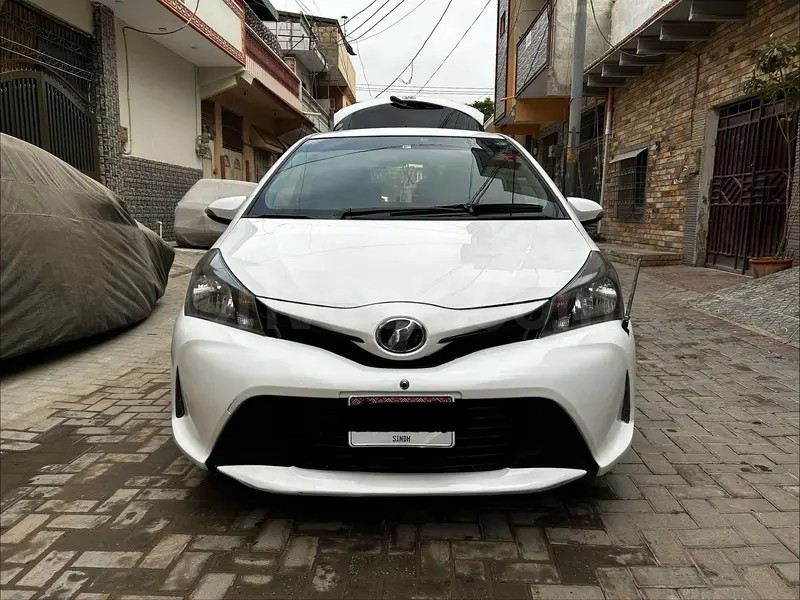 Toyota Vitz 2014