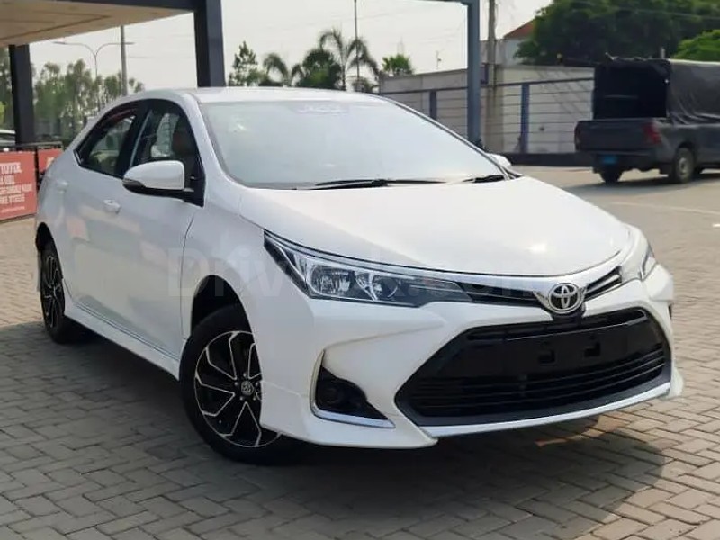 Toyota Corolla Altis 2025
