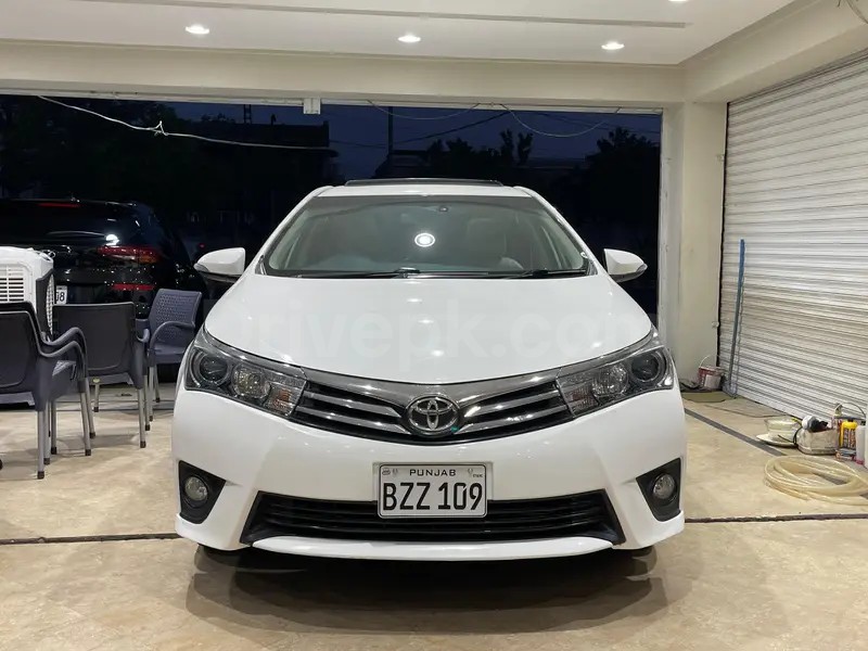 Toyota Altis Grande 2015
