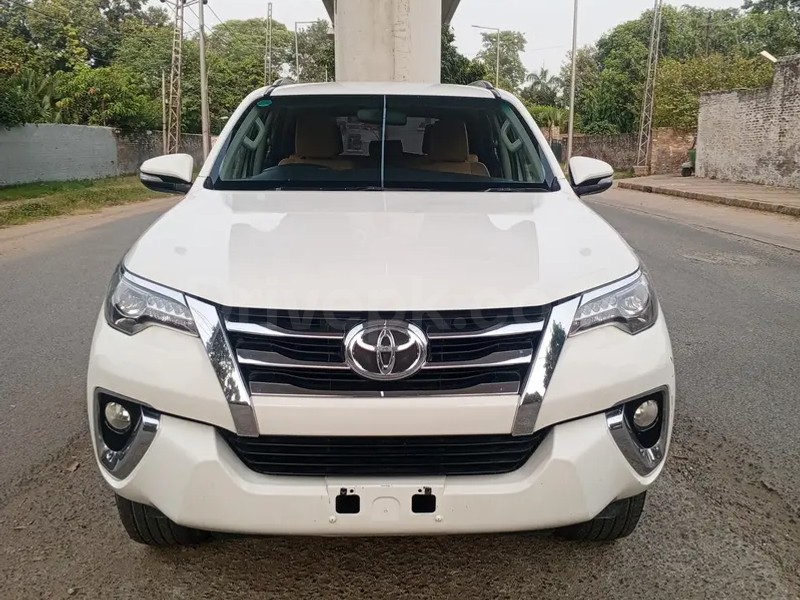 Toyota Fortuner V 2018
