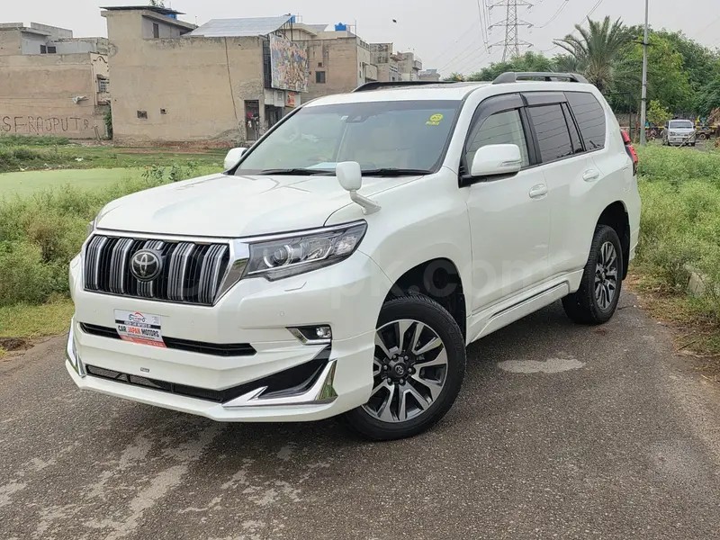 Toyota Prado 2022