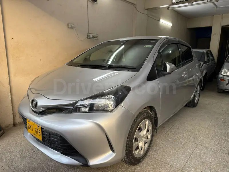 Toyota Vitz 2014