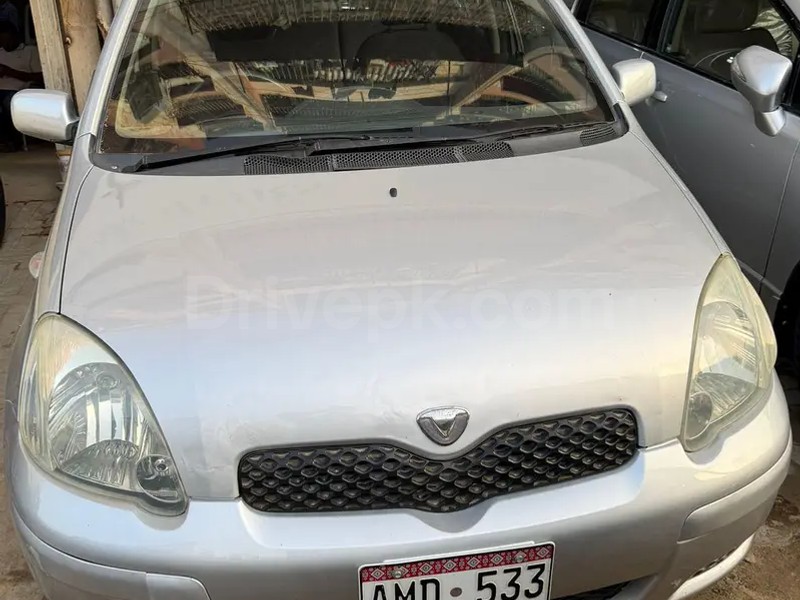 Toyota Vitz 2002