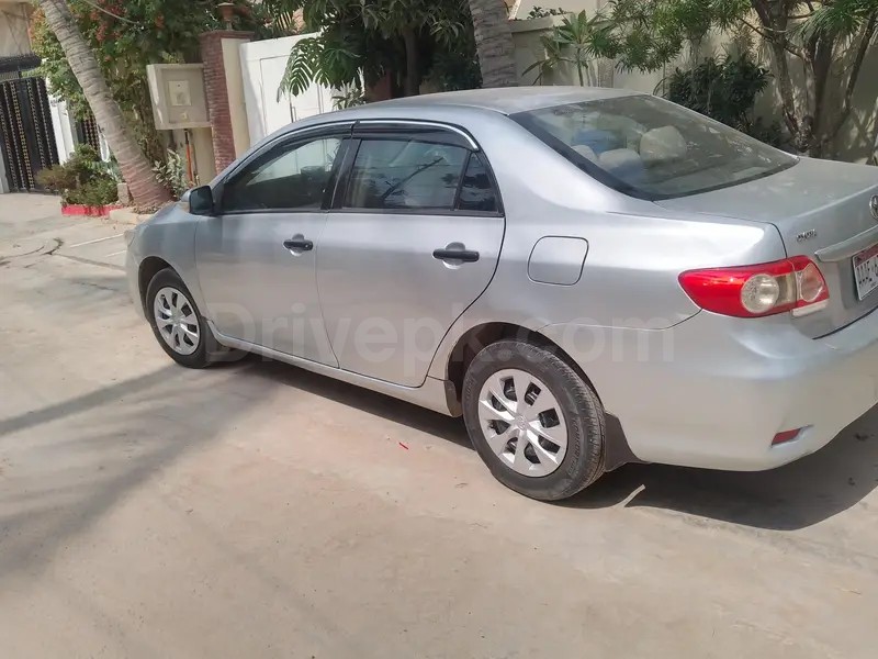 Toyota Corolla XLI 2013