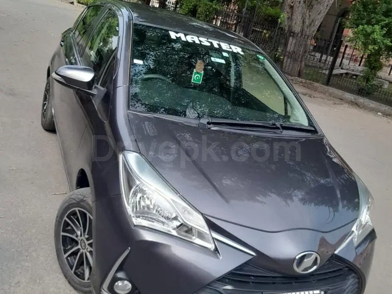 Toyota Vitz 2018