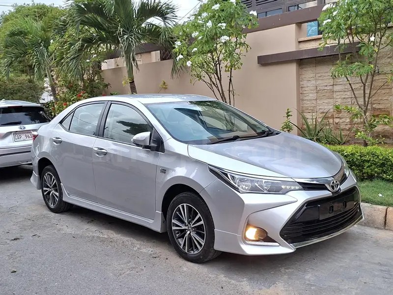 Toyota Corolla Altis 2021