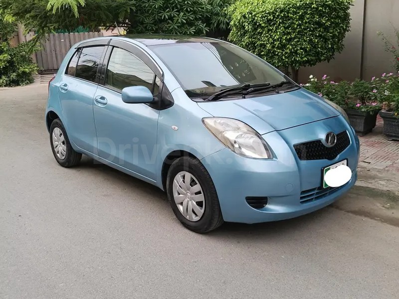 Toyota Vitz 2007
