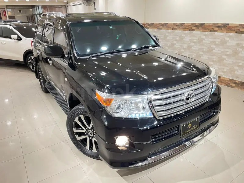 Toyota Land Cruiser 2011