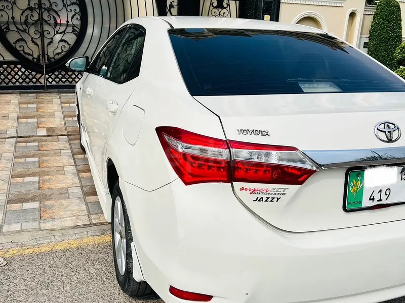 Toyota Corolla GLI 2015