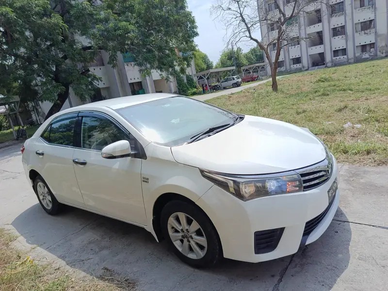 Toyota Corolla Altis 2016
