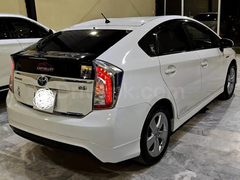Toyota Prius 2014