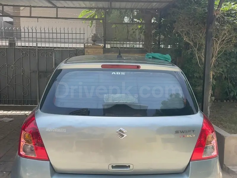Suzuki Swift 2012