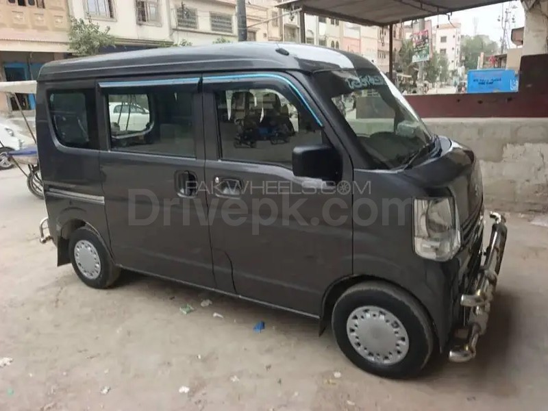 Suzuki Every 2025