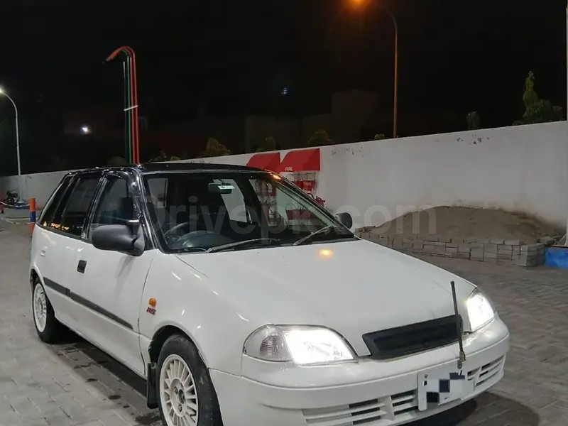 Suzuki Cultus 2001