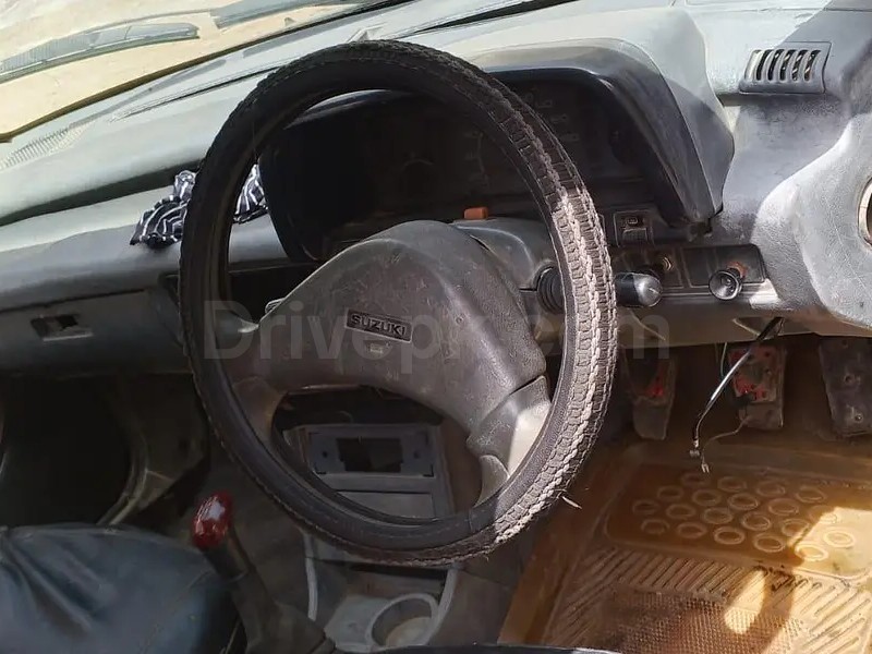 Suzuki Margalla 1996