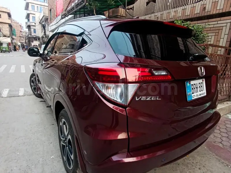 Honda Vezel 2015