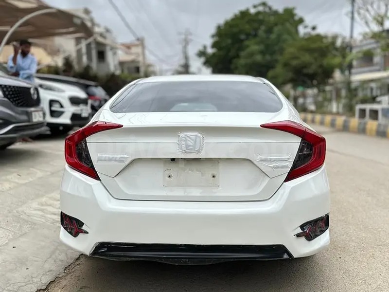 Honda Civic Oriel 2018
