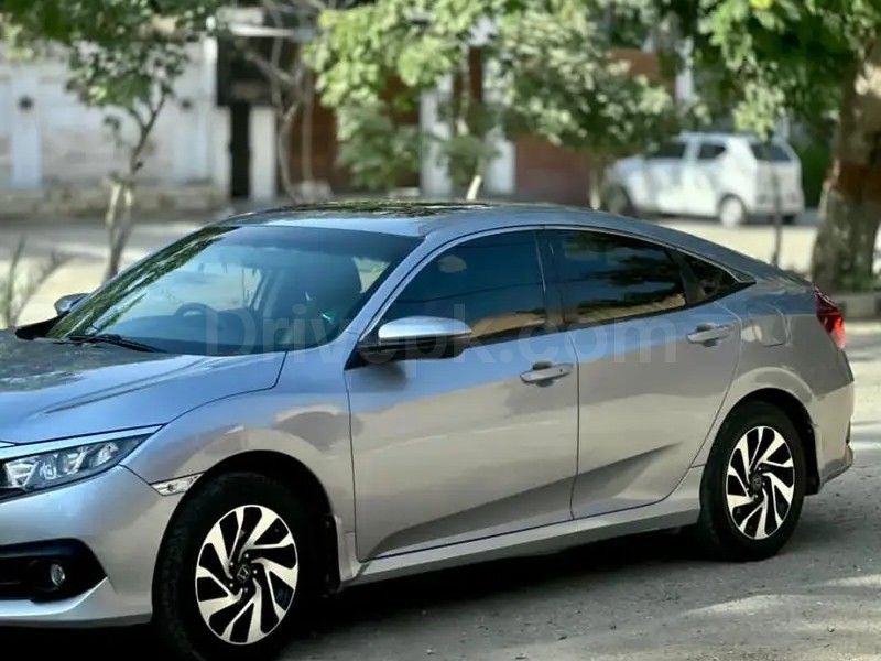 Honda Civic VTi Oriel Prosmatec 2018