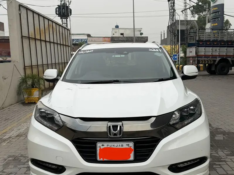Honda Vezel 2016