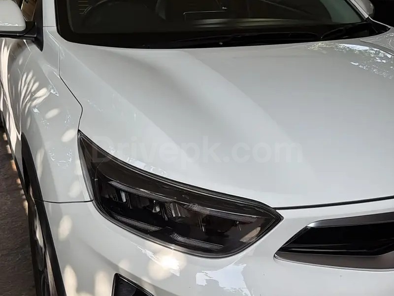 KIA STONIC 2024