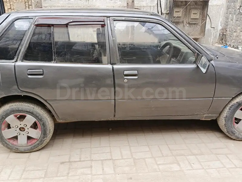 Suzuki Khyber 1990