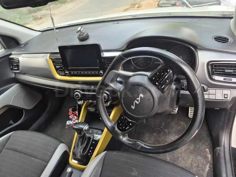 KIA STONIC 2022