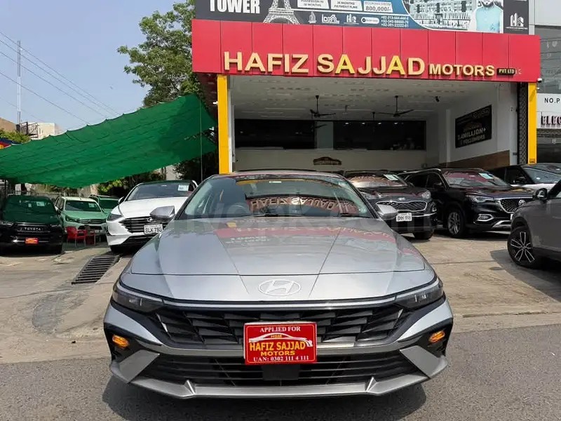 Hyundai Elantra 2025