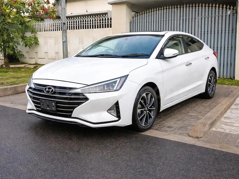 Hyundai Elantra 2023