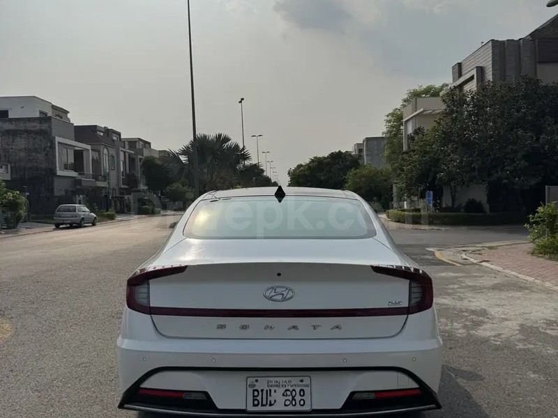 Hyundai Sonata 2021