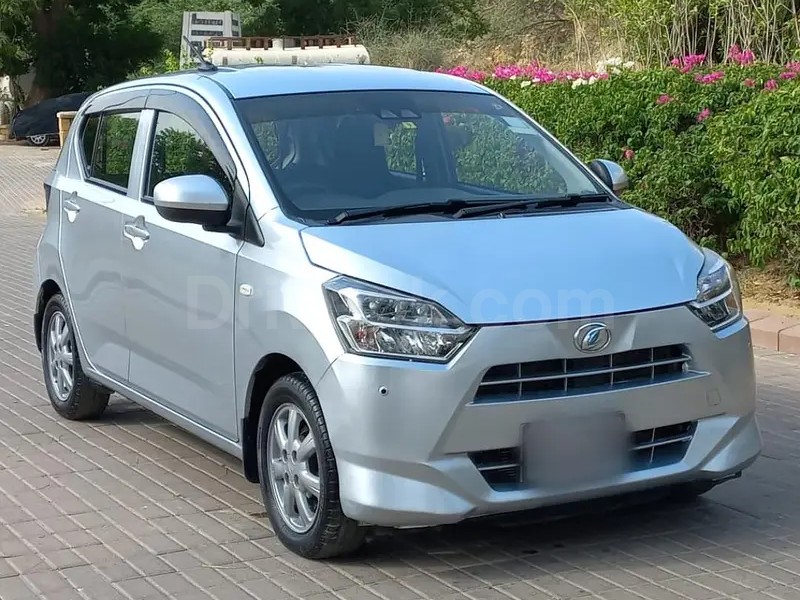 Daihatsu Mira 2018