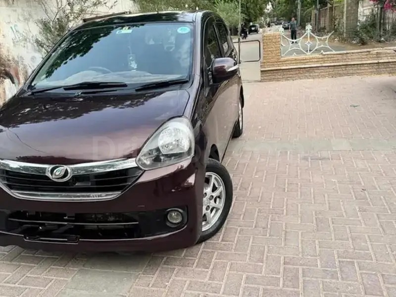 Daihatsu Mira 2013