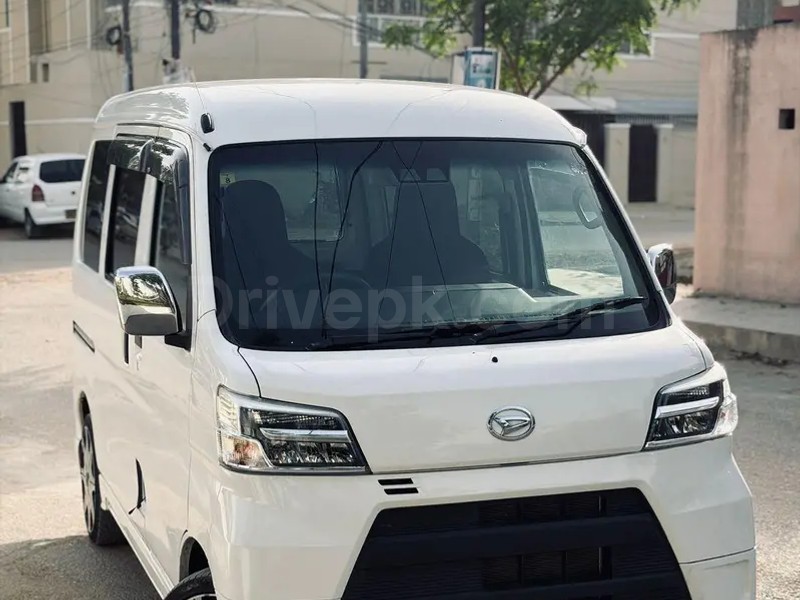 Daihatsu Hijet 2021
