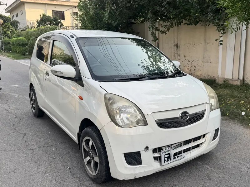 Daihatsu Mira 2014