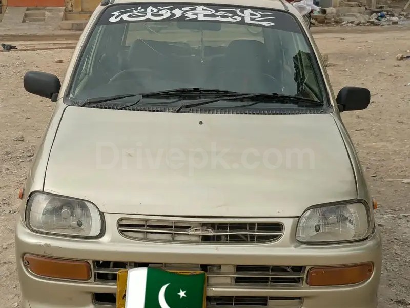 Daihatsu Cuore 2011