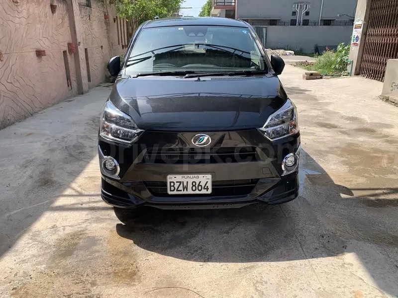 Daihatsu Mira 2022