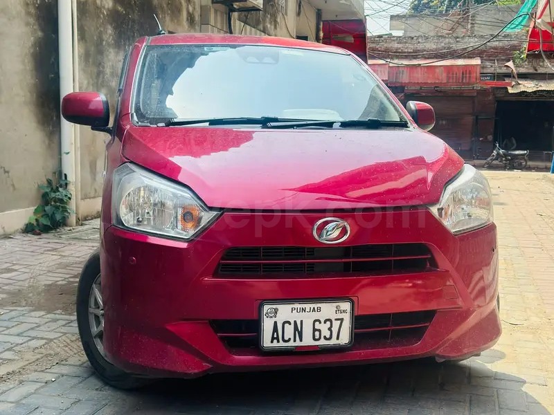 Daihatsu Mira 2017