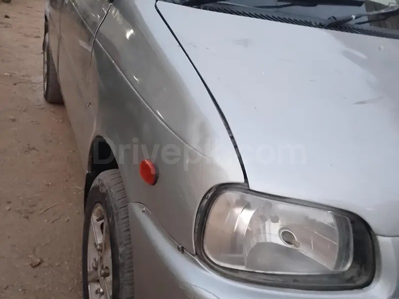 Daihatsu Cuore 2003