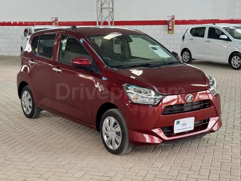 Daihatsu Mira 2023