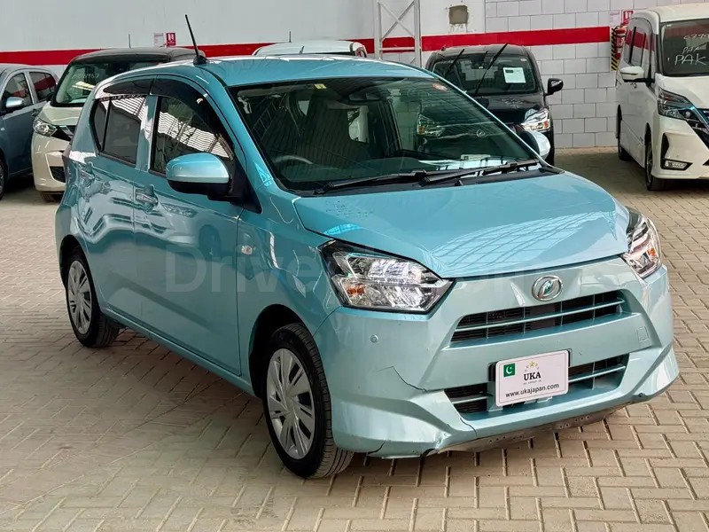 Daihatsu Mira 2022
