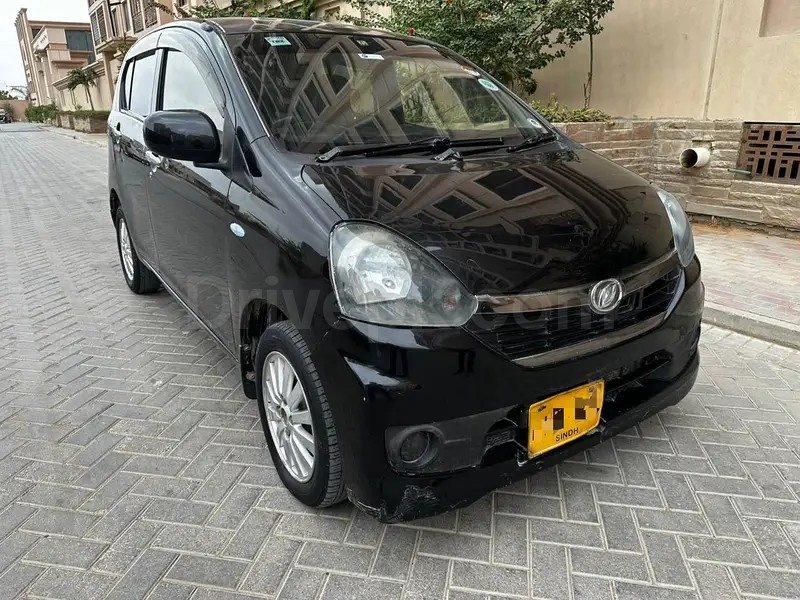Daihatsu Mira 2015
