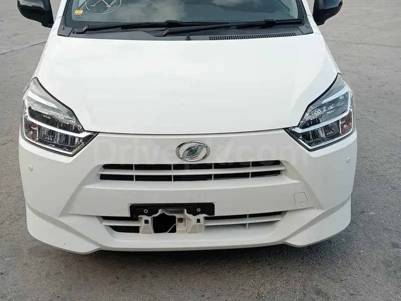 Daihatsu Mira 2023