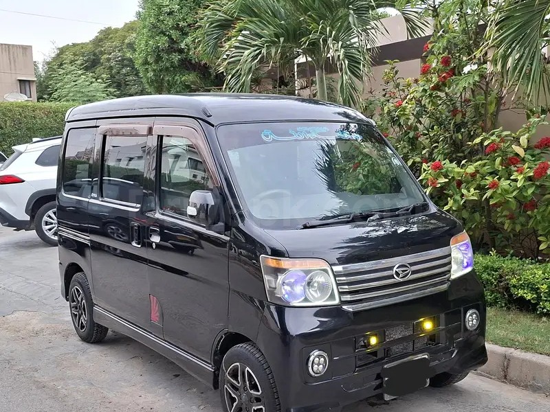 Daihatsu Atrai Wagon 2012