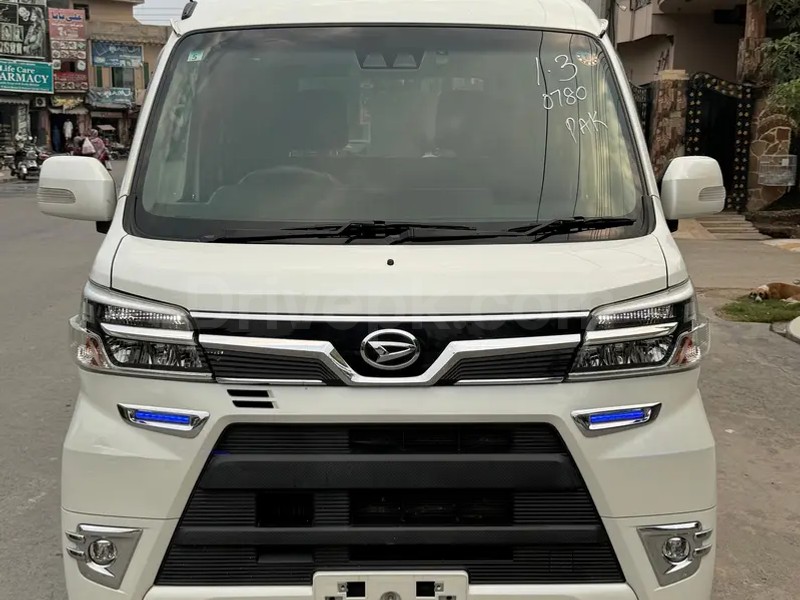 Daihatsu Atrai Wagon 2020