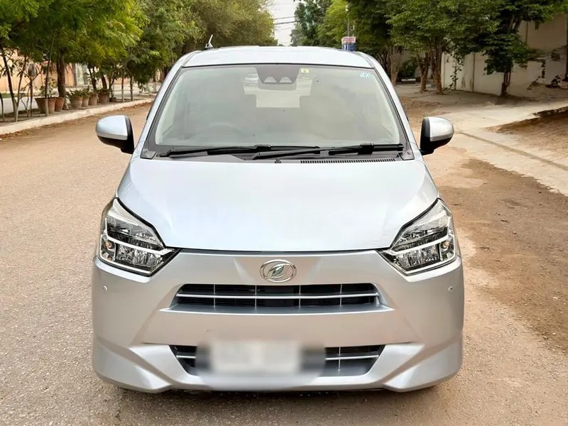 Daihatsu Mira 2019