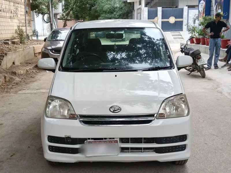 Daihatsu Mira 2006