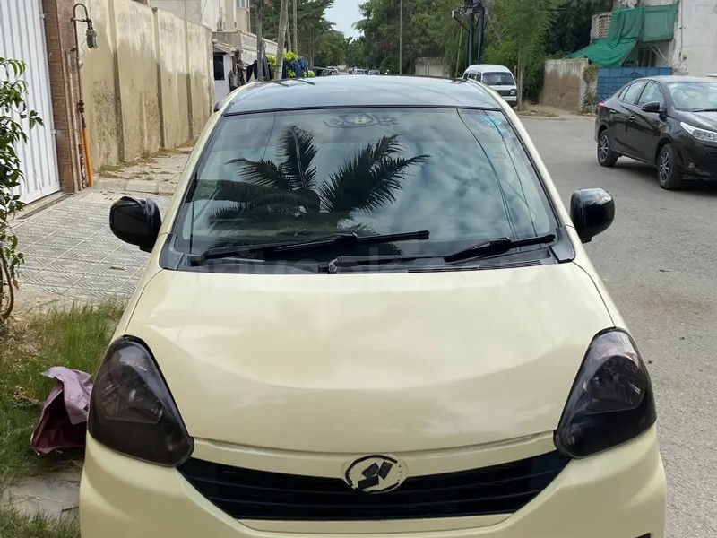 Daihatsu Mira 2013