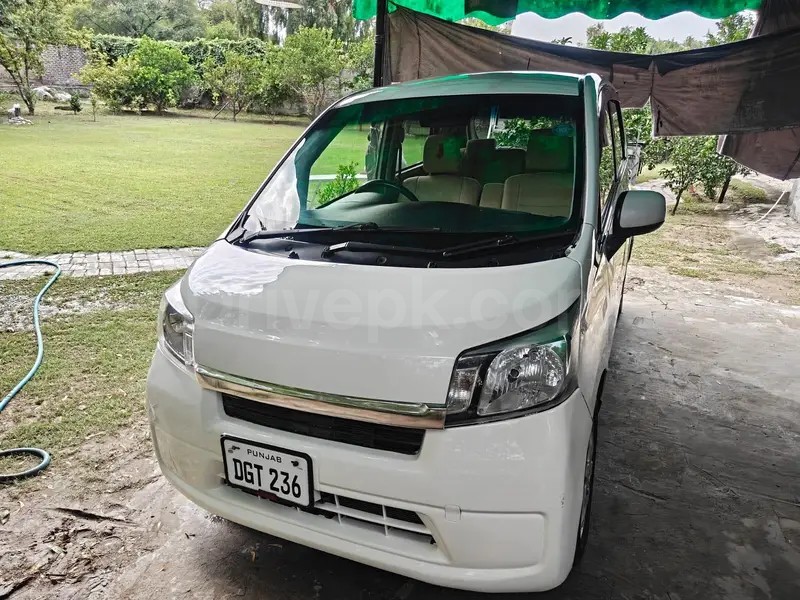 Daihatsu Move 2013
