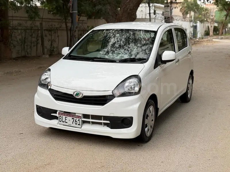 Daihatsu Mira 2016